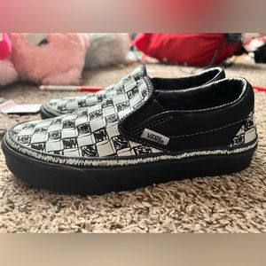 Worn once, scribble cartoon vans Size 5